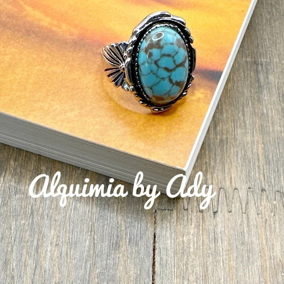 Oversized Turquoise chunky silver statement western ring - Picture 1 of 8